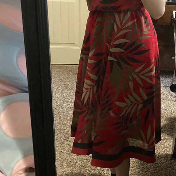 Fink modell 38 red dress with leaves - Picture 5 of 5